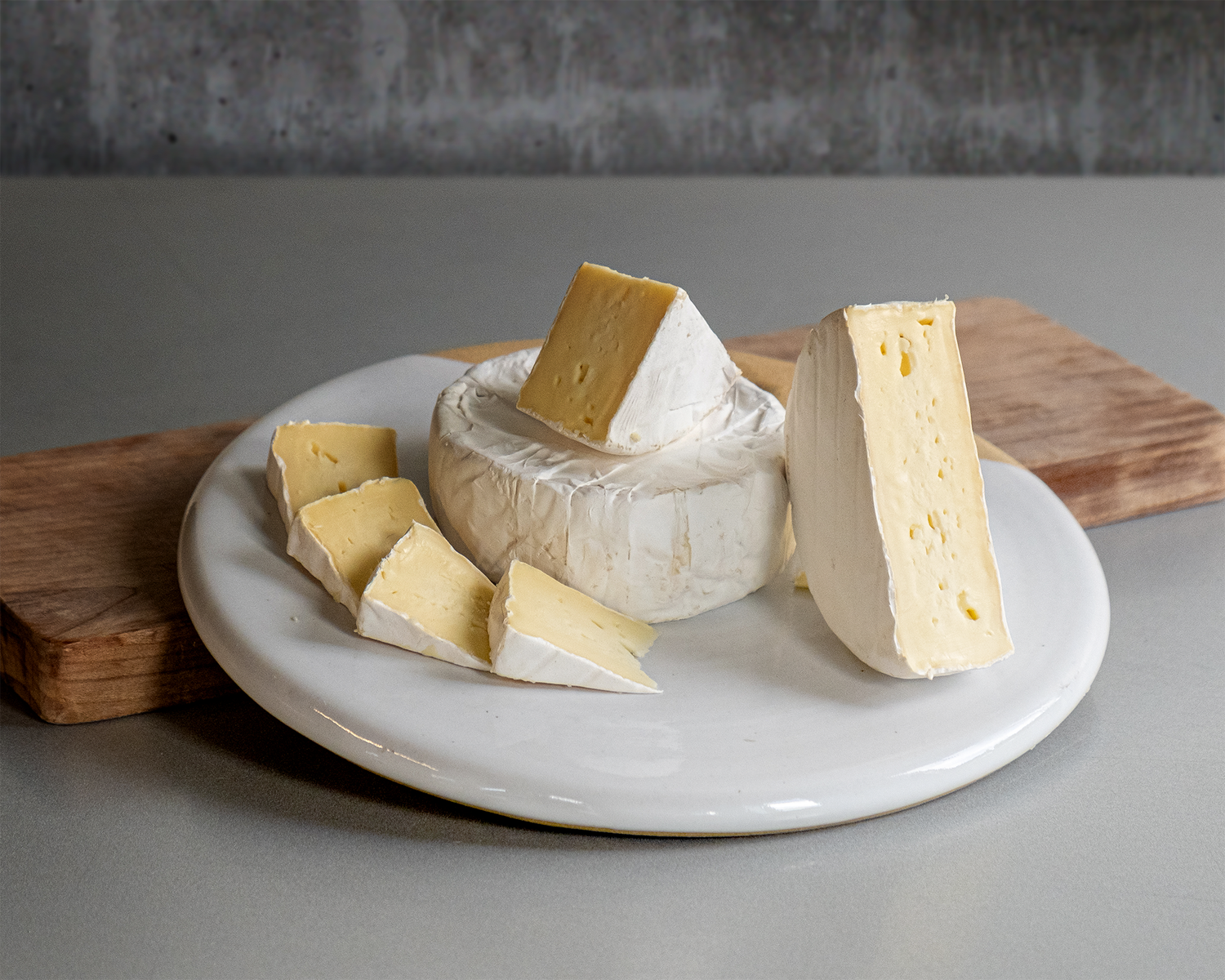 Moses Sleeper 8oz — Jasper Hill Farm